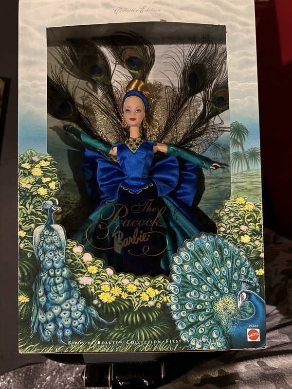 1998 Mattel The Peacock Barbie From The Birds of Beauty Collection New In Box
