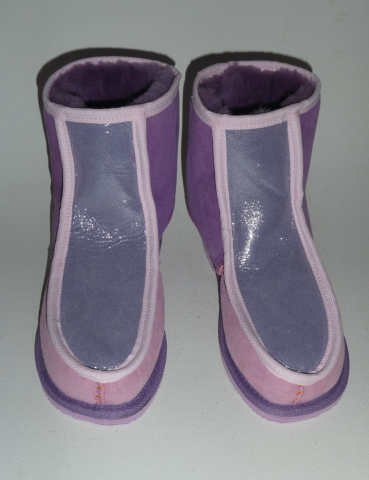 UGG MORTELS SHEEPSKIN ANKLE BOOTS PINK /  PURPLE / SILVER SIZE LADIES 7 .5  24cm