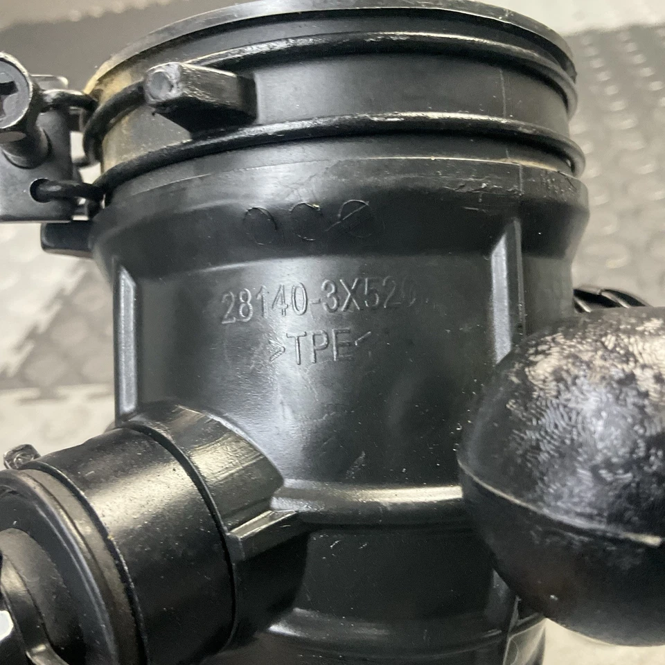 HYUNDAI ELANTRA 2011-2016 1,8 LITROS TUBO DE ADMISIÓN DE AIRE MANGUERA OEM Foto 2 de 4