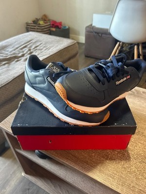 Size 10.5 - Reebok Classic Leather Navy