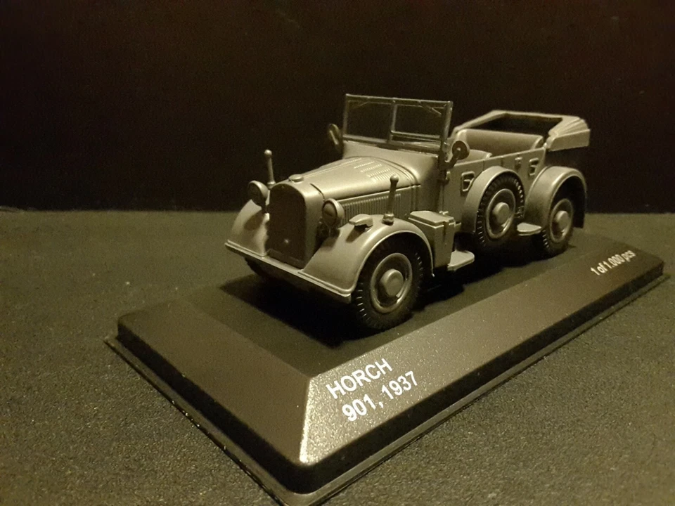 Horch 901 1937 Limited Edition German Diecast Vehicle in scale 1/43 - Image 2 of 4