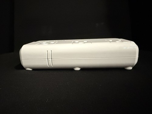 Bestek MRJ201GU 200W 4-Port USB Charging Universal Adapter Voltage Converter - Picture 6 of 12