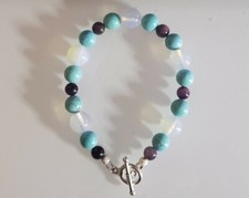 Small/Children's turquoise glass beaded bracelet with toggle clasp