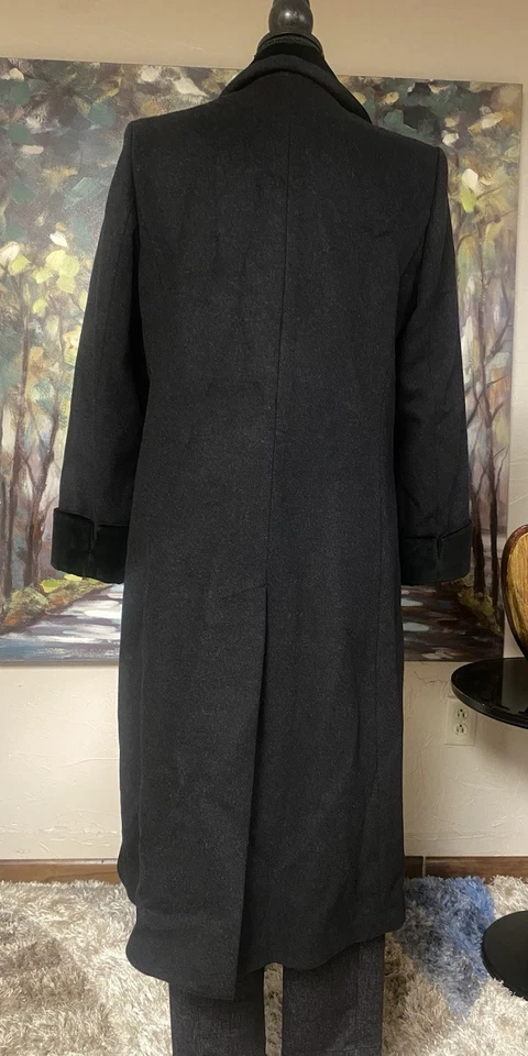 Liz Claiborne Over Coat Women 8P Gray Black Double Breasted Velvet Collar Coat - Image 2 of 4