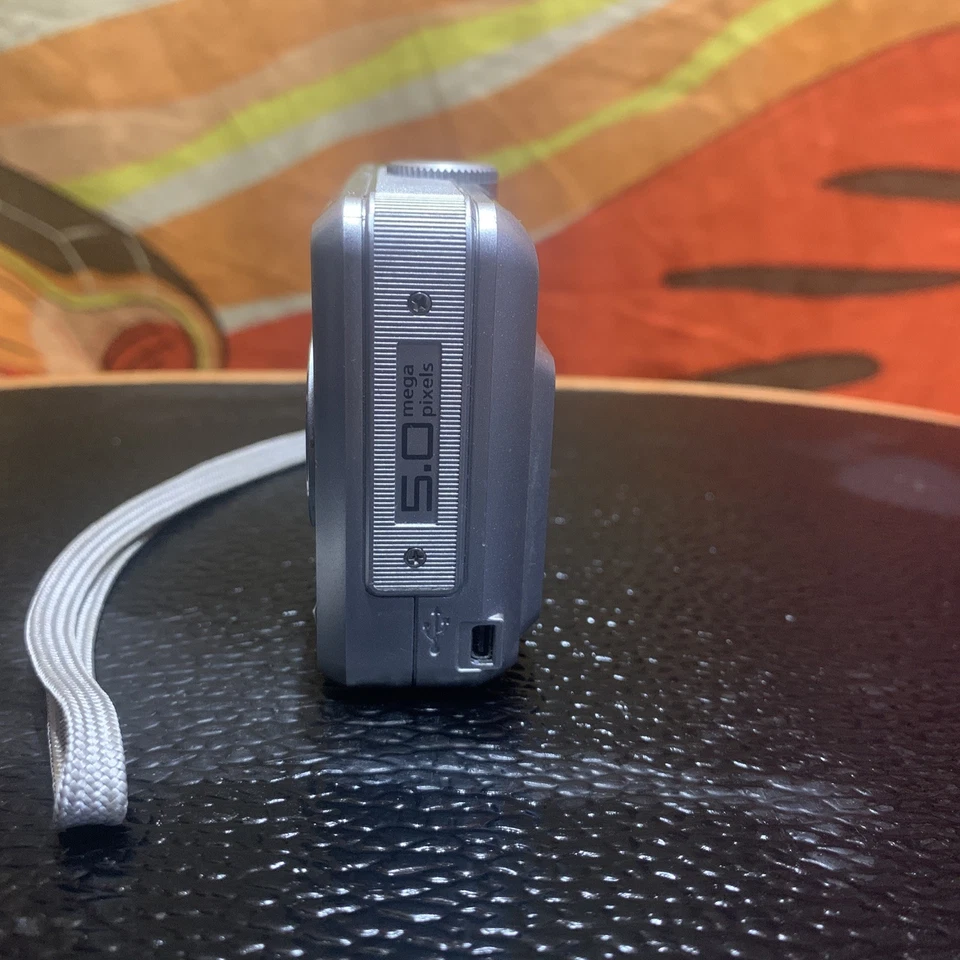 Kodak EasyShare C315 5.0MP Digital Camera - Tested Working - Uses AA Batteries - Image 2 of 4