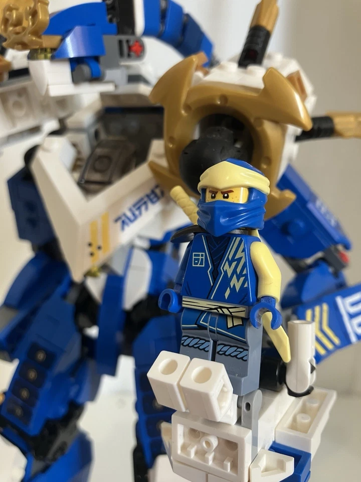 LEGO Ninjago 71785 Jay's Titan Mech, photo 2 of 5