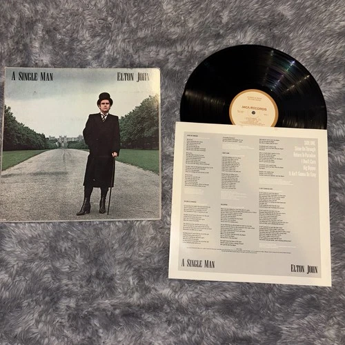 Elton John A Single Man Vinyl LP Gatefold - 1978 MCA Records MCA-3065