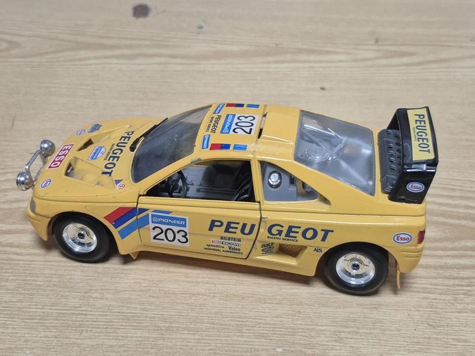 Voiture Miniature Peugeot 405 T16 1/24 Bburago - Photo 3/4