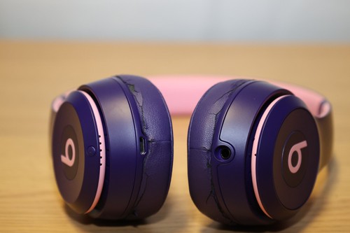 Beats Solo 3 A1796 Wireless Over-Ear Bluetooth Headphones Pop Collection Purple - Picture 3 of 6