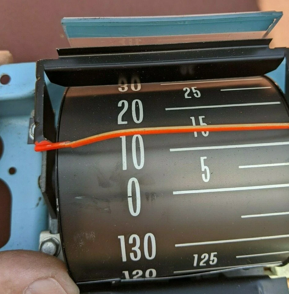 Velocímetro y carcasa Oldsmobile Toronado 1966 1967 1968 1969 1970   Foto 3 de 3