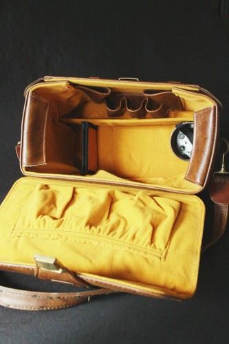 Leather Vintage Camera Bag with Camera Case - Picture 10 of 11