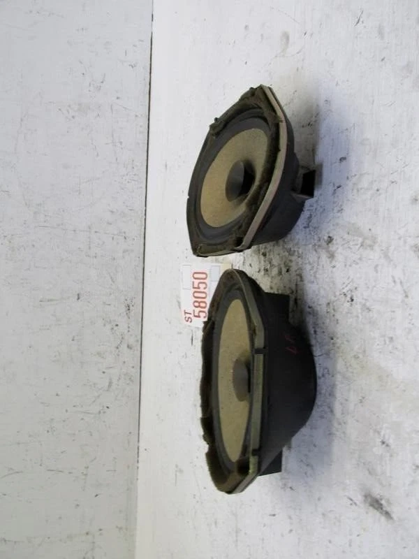 门扬声器 626 1998 2002 马自达司机乘客侧前音频收音机立体声 — 第 4/4 张图片