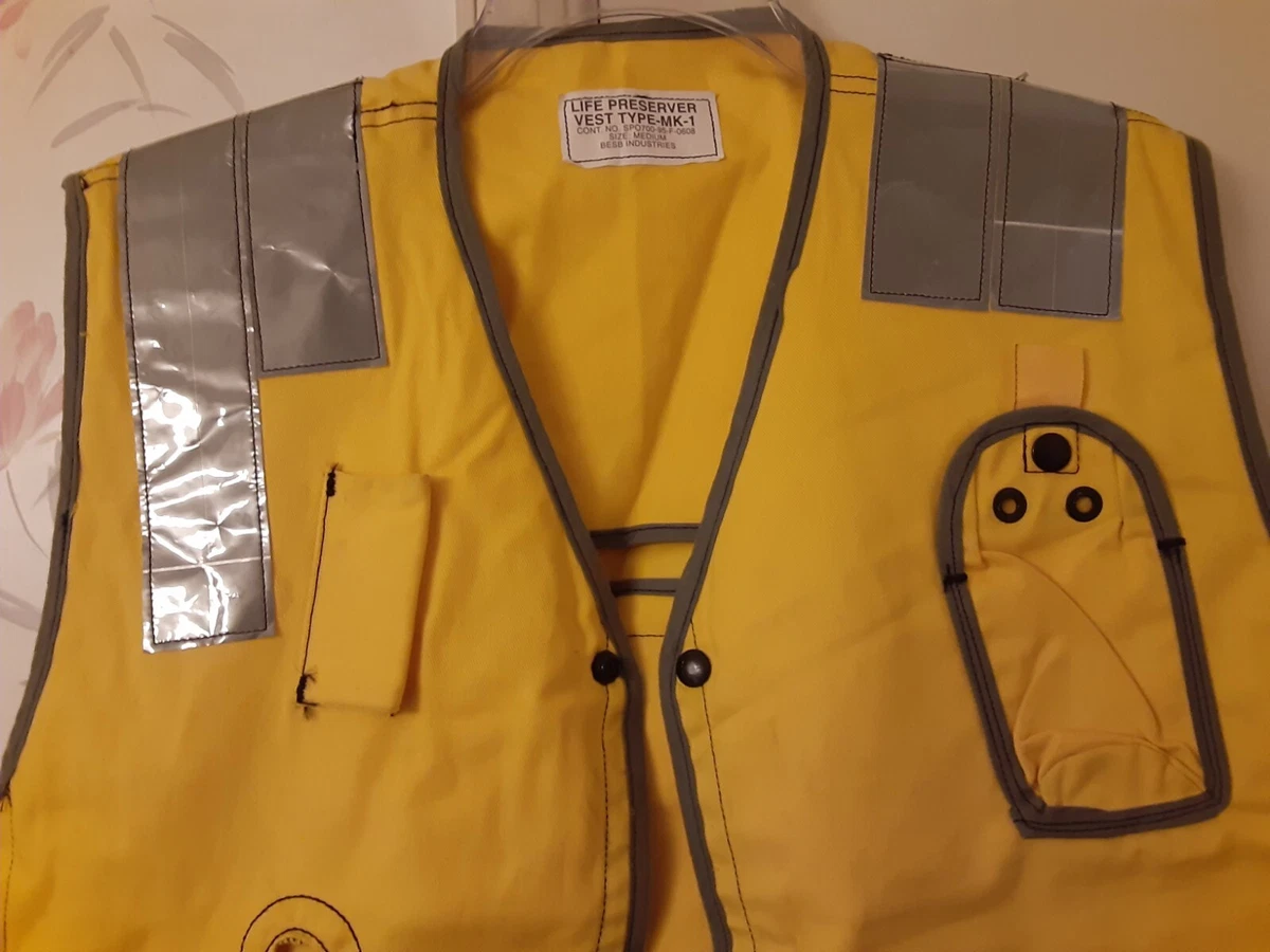 Original U.S.Navy Unissued Flight Deck Life Preserver Vest type MK-1 Sz Med