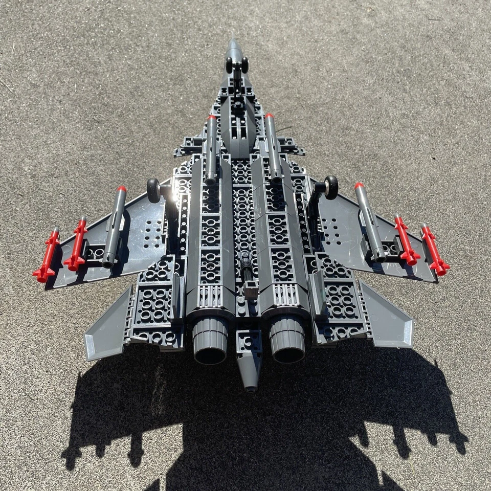 J-15 Flying Shark Fighter Jet Military Plane Building Blocks Bricks toy - Image 3 of 4