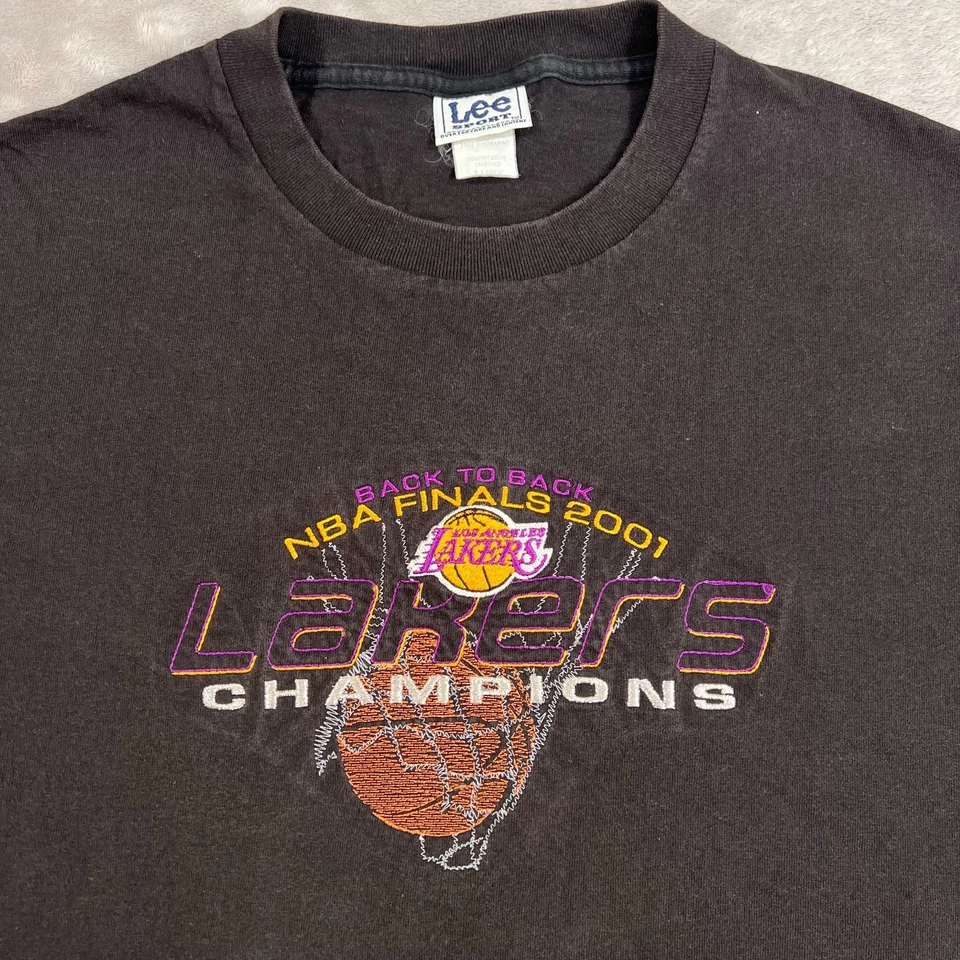 Camisa De Colección Los Angeles Lakers Para Hombres XL Negra Desteñida Finales NBA Campeones 2001 Foto 2 de 4