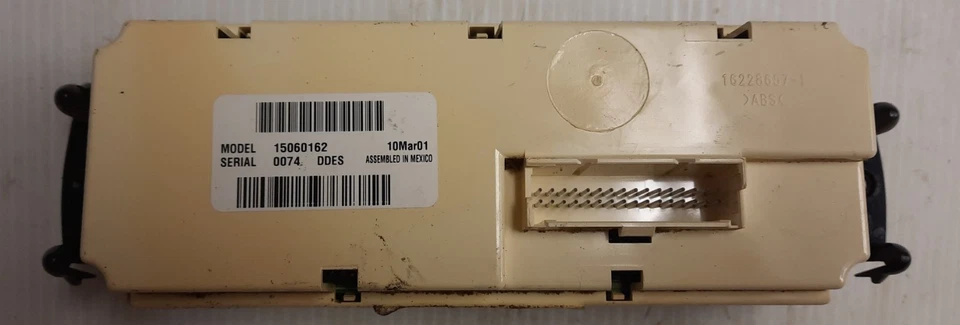 Controle climático Chevy Cruze 15060162 2010 - Imagem 2 de 3