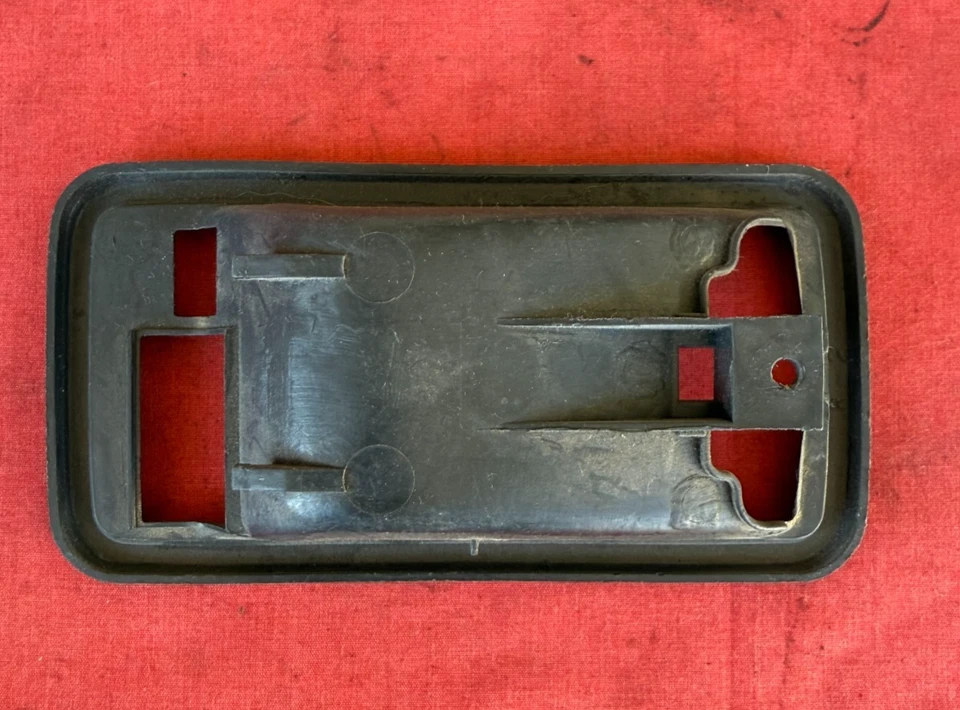 Cubierta de manija de puerta derecha interior genuina para Honda Prelude 1983-87 segunda generación Foto 2 de 4