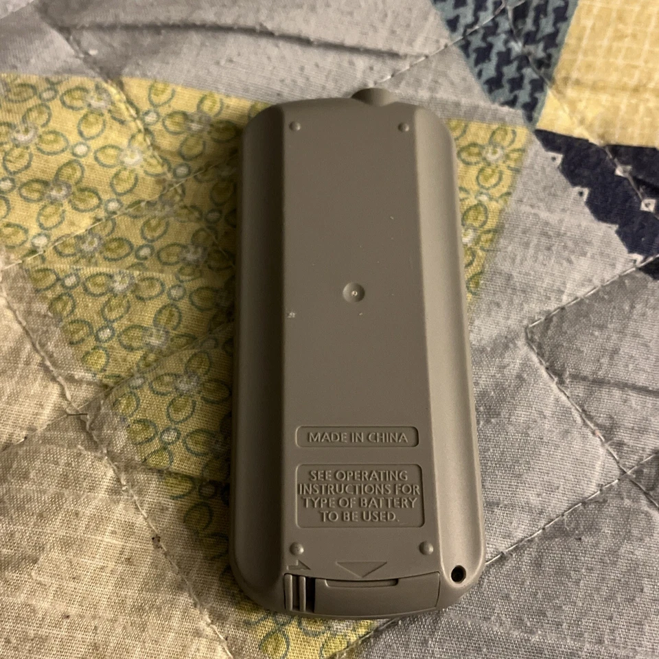 Canon WL-D85 Gray Wireless Handheld Remote Control For Canon DC220 Camcorder New - Image 3 of 3