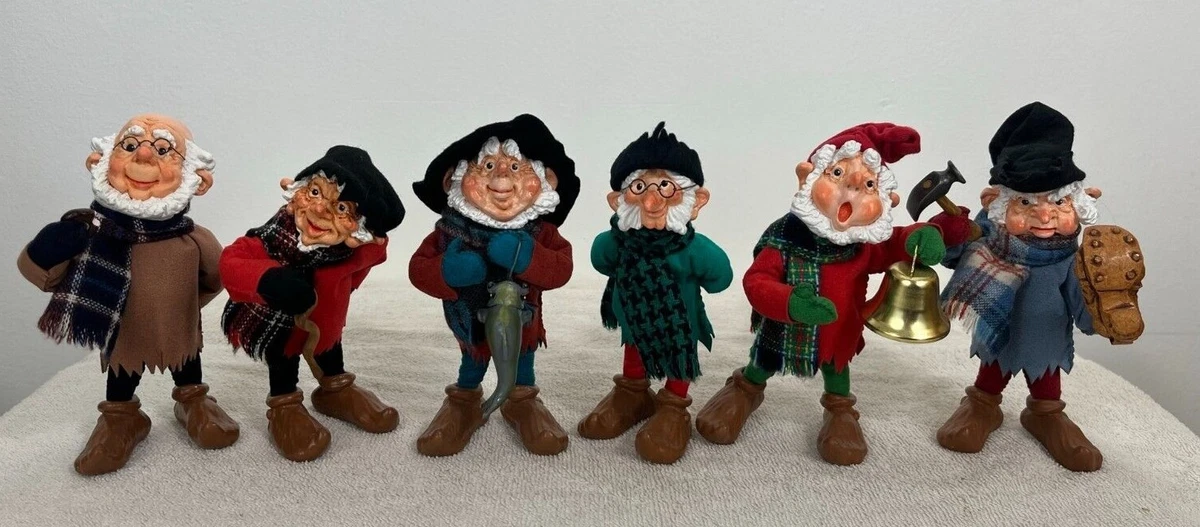 Simpich elves hotsell