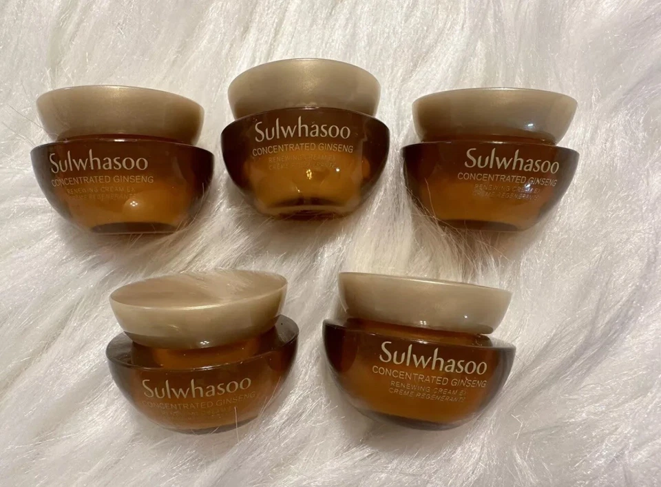 Crema facial renovadora concentrada de ginseng Sulwhasoo: textura suave, visiblemente firme, Foto 4 de 4