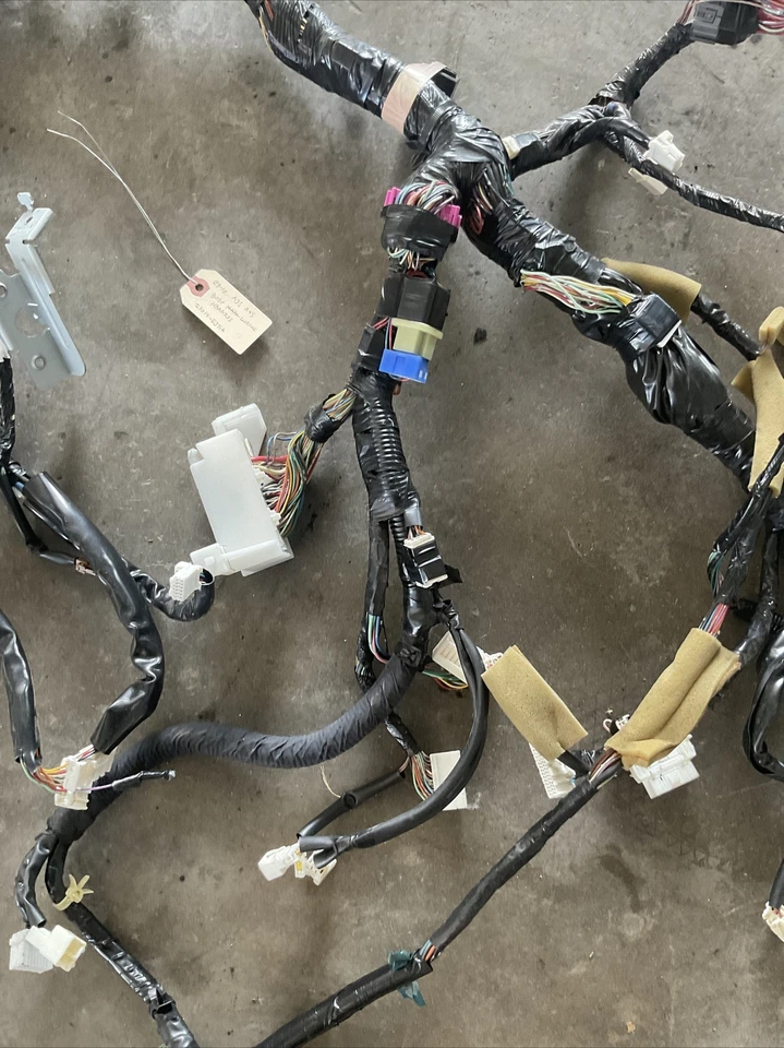 Arnés de cableado de tablero Infiniti M35 M45 09 24010-1DV1B Foto 4 de 4