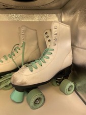 C Seven C7 Women's White Roller Skates Size 7 Mint Green Laces Wheels Stopper
