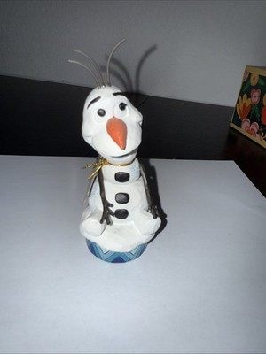 Enesco Disney Showcase Collection 4039083  Silly Snowman''