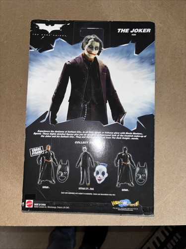BATMAN THE DARK KNIGHT THE JOKER (HEATH LEDGER) FIGURE W CRIME SCENE EVIDENCE - Picture 6 of 8