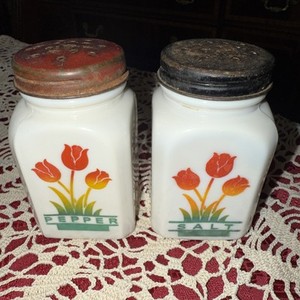 Fireking Tulip Salt Shaker for sale | eBay