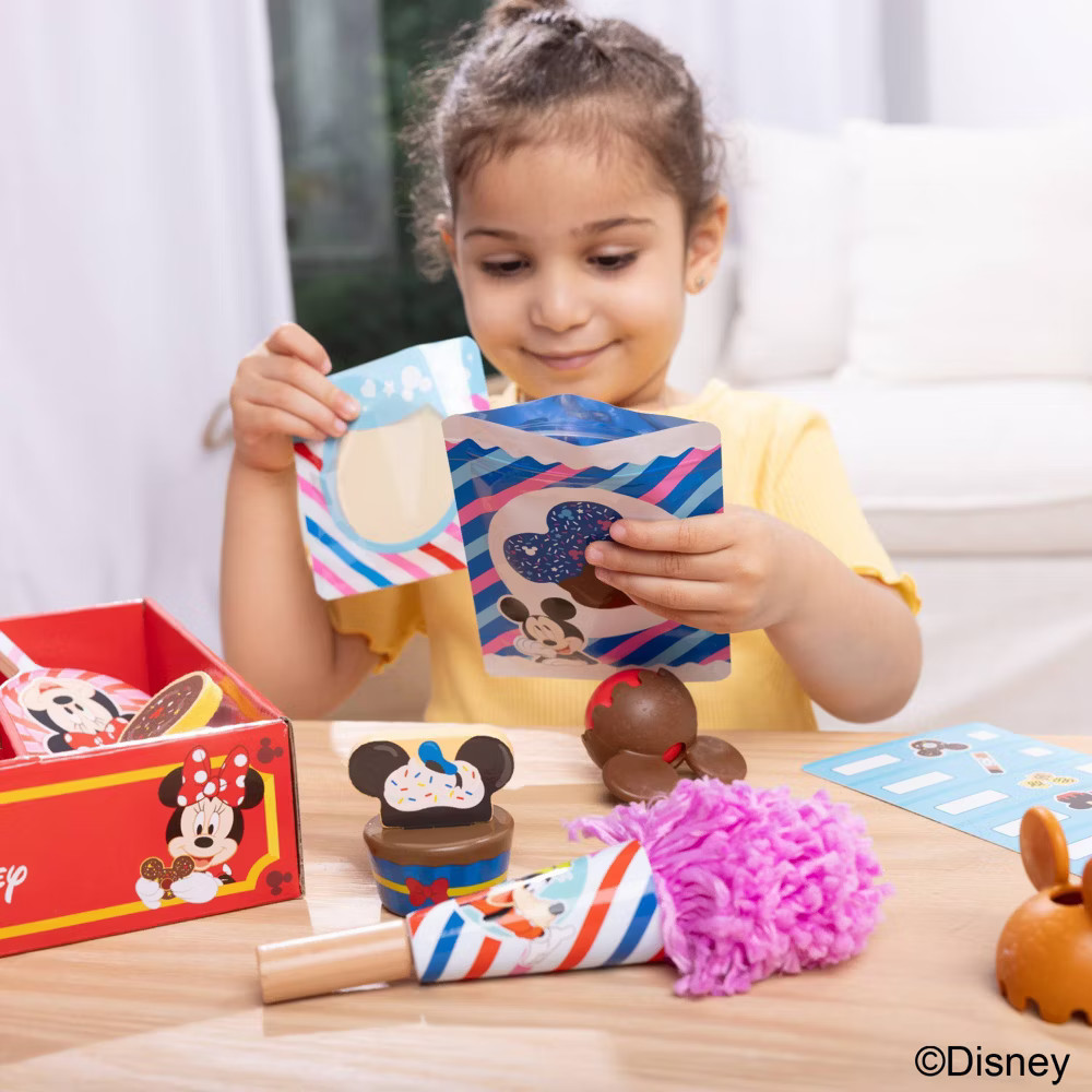 Melissa & Doug Disney Snacks & Popcorn Wooden Play Food Set -