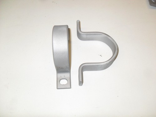 VW Golf 1 Cabrio Karmann gestrahlt Halter Lenkgetriebe