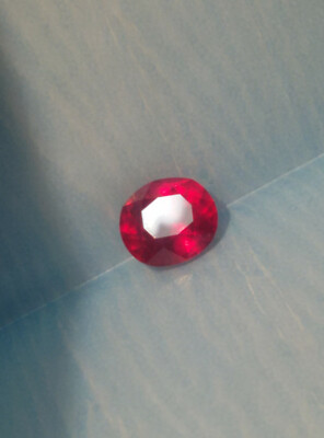 AAA NATURAL RUBINO - NATURAL RUBY CT 1,91 VS TOP RED COLOR OVAL CUT ORIGIN MADA