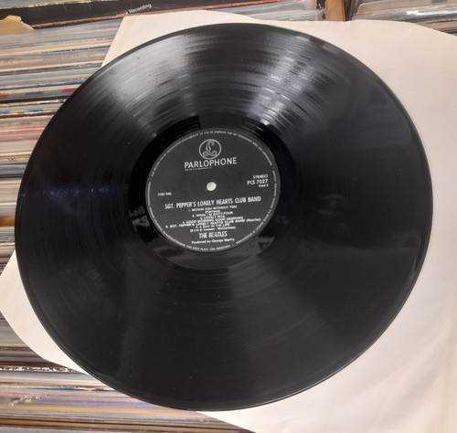 The Beatles Sgt. Peppers Lonely Hearts Club Dutch Pressing Vinyl LP Album Record - Picture 6 of 9