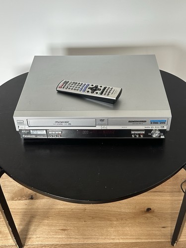 Panasonic DMR-E75VEG VHS-Rekorder/DVD-Rekorder Silber