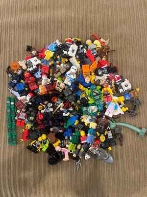 16.31 oz Lego Minifigure Lot of Parts and Accessories - Image 1 of 4