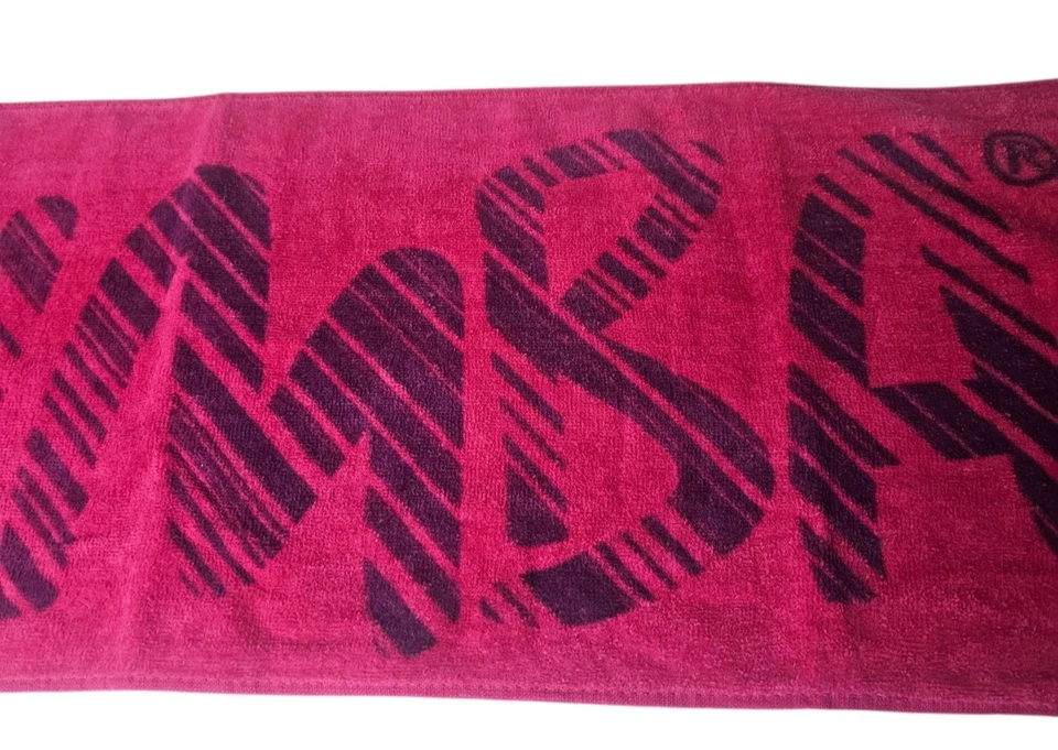 NEW Zumba Fast Dash Fitness Towel Fuchsia Purple 100% Cotton 42' L x 12" W - Image 4 of 4