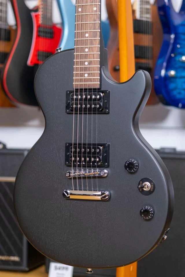 Epiphone Les Paul Special Electric Guitar (Black) - image 2 of 4