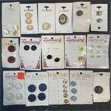 Vtg Button Cards La Mode Lansing Le Chic 16 Cards Of Various Styles And Sizes