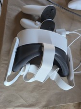 Meta Quest 3S 128GB VR Headset W Controllers Good Cond