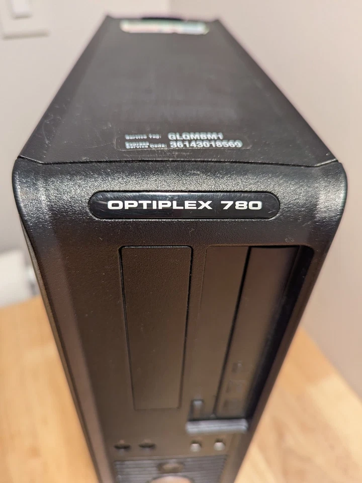 Dell OptiPlex 780 Core 2 Quad Q9400 2.66 GHz 4GB RAM Windows 10 - Image 2 of 4