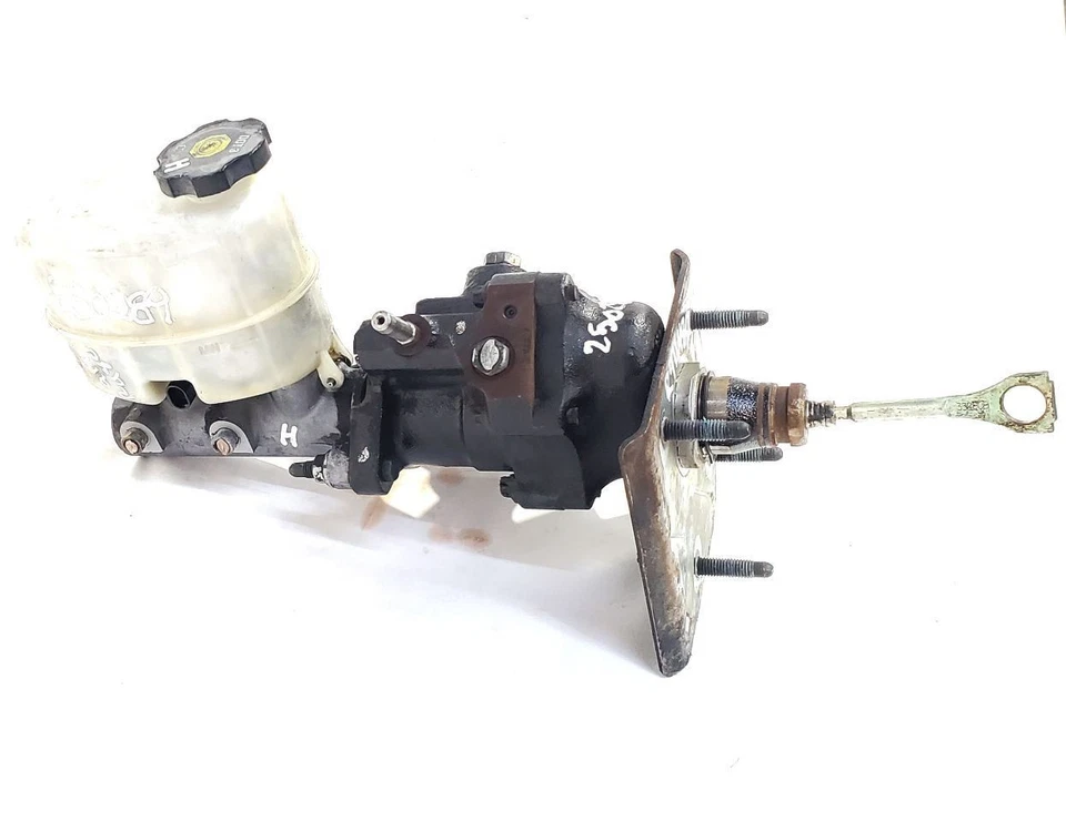 Hummer H2 2003 2007 OEM potenciador de freno con cilindro maestro  Foto 4 de 4