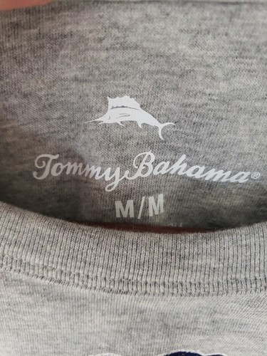 NEW Tommy Bahama Mens NFL Chicago Bears L/S Shirt Gray Graphic Size Medium - Bild 3 von 6