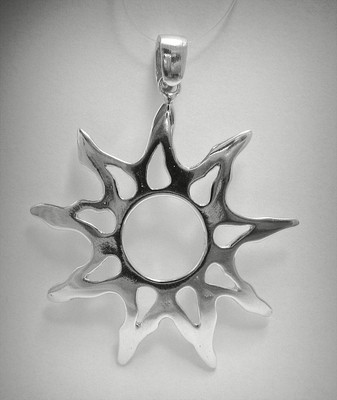 Handmade Sterling Silver Pendant Solid Hallmarked 925 Sun Charm PE000822 Empress