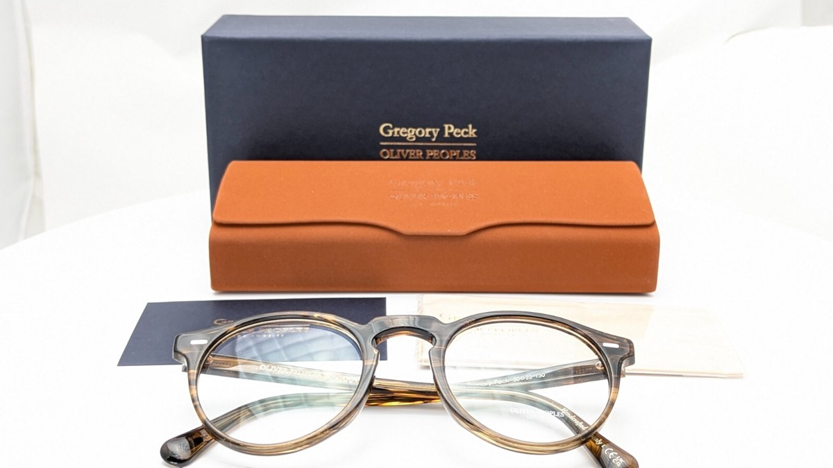 Oliver Peoples Gregory Peck OV5186 1689 Round Sepia Smoke Unisex
