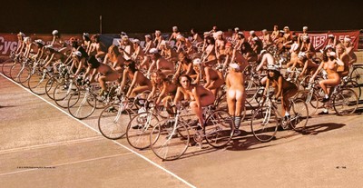 Queen S Bicycle Race Lyrics Meaning Song Meanings And Facts