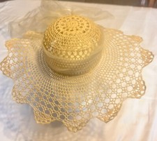 Vintage Crochet Girls Sun Garden Hat Straw Mesh Netting White Ribbons Cream