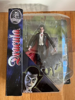 DRACULA  Action Figure Universal Studios Monsters Diamond Select 2011 - NEW! 