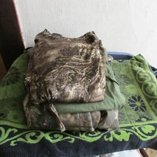 New. Men's/ Women's Realtree. Mossy Oak Camo Clothes. Shirts, Pants...Sharp