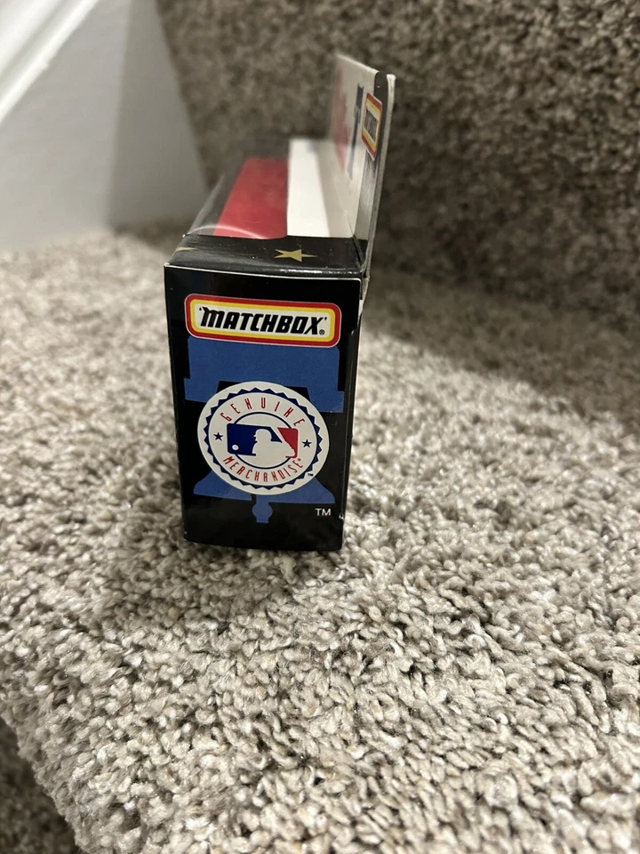 1995 Matchbox Team Collectible Philadelphia Phillies Tractor Trailer- BNIB - Image 3 of 4