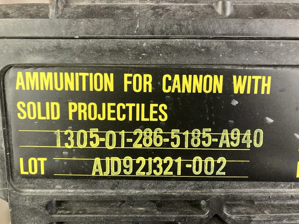 Caja de municiones M910 militar de EE. UU. diseñada para rondas vinculadas de 25 mm Foto 2 de 4